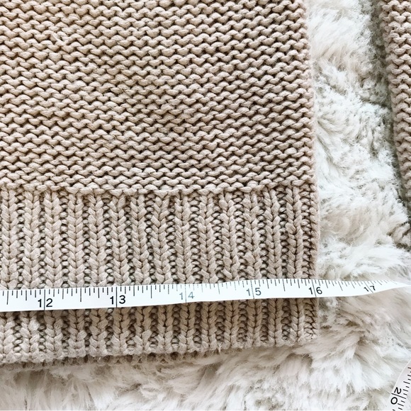 Moving sale GUC | Apt. 9 Small Beige Cardigan Sweater | Gorgeous Knit! - Picture 13 of 14
